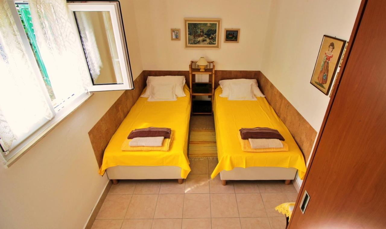 Seaside Apartment Omiš Екстериор снимка