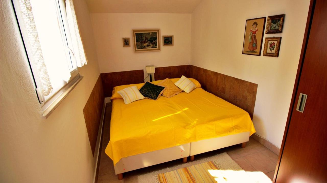 Seaside Apartment Omiš Екстериор снимка